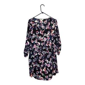 Decree 1X Black Floral Tunic Dress with Roll-Tab Sleeves